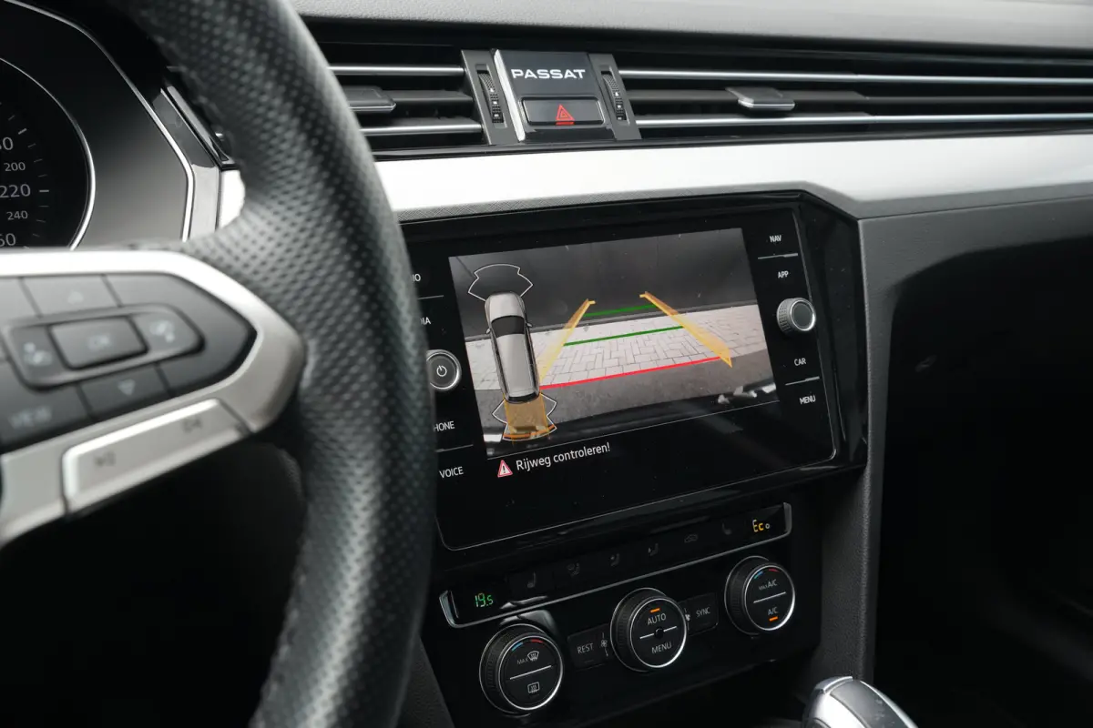 1.4 TSI PHEV GTE Business | Parkeersensoren V+A | Winter Pakket | Camera | Navi |