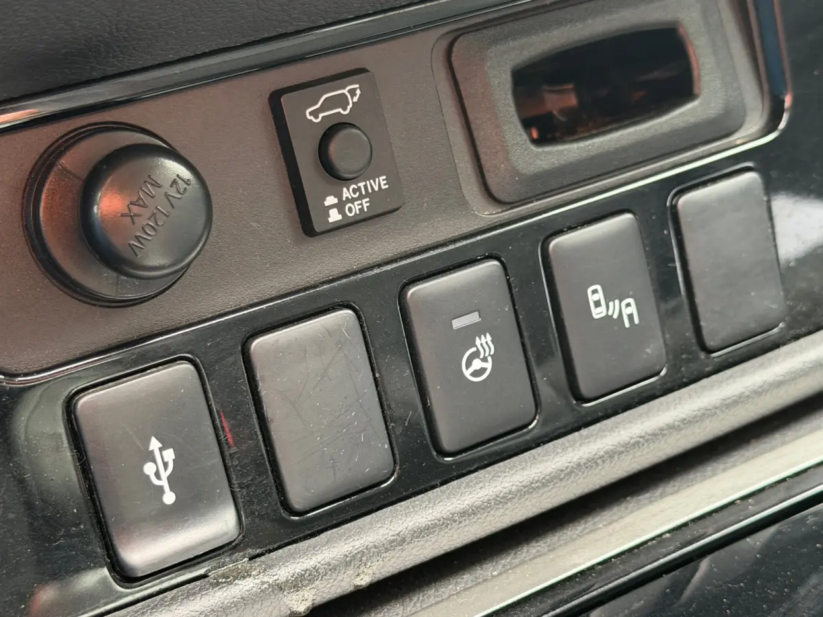 2.4 PHEV Intense Plus - Black Pearl - Schuif/kantel dak - Leder