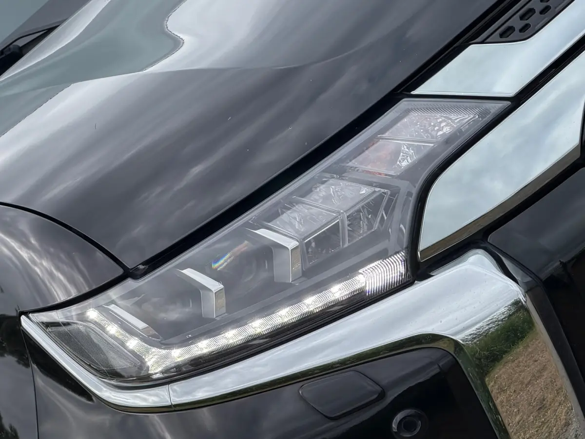 2.4 PHEV Intense Plus - Black Pearl - Schuif/kantel dak - Leder