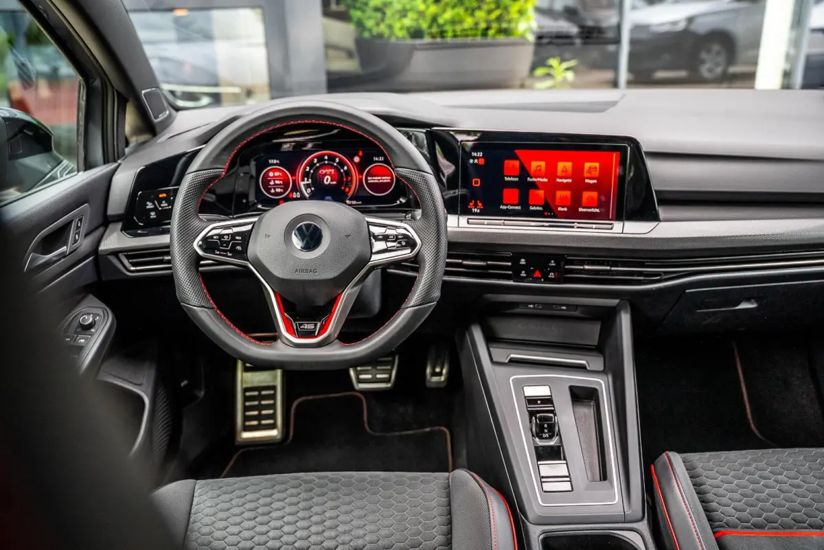 2.0 TSI GTI CLUBSPORT|45 JAHRE|ACC|H&K|19''