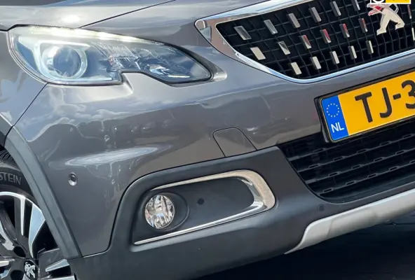 1.2 PureTech Allure 110pk Automaat - Gris Platinium - Panorama/Cruise/Clima