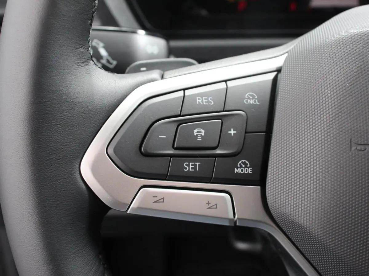 2.0 TDI Automaat Style Airco Carplay Adaptive Cruise Control Parkeersensoren Camera Trekhaak