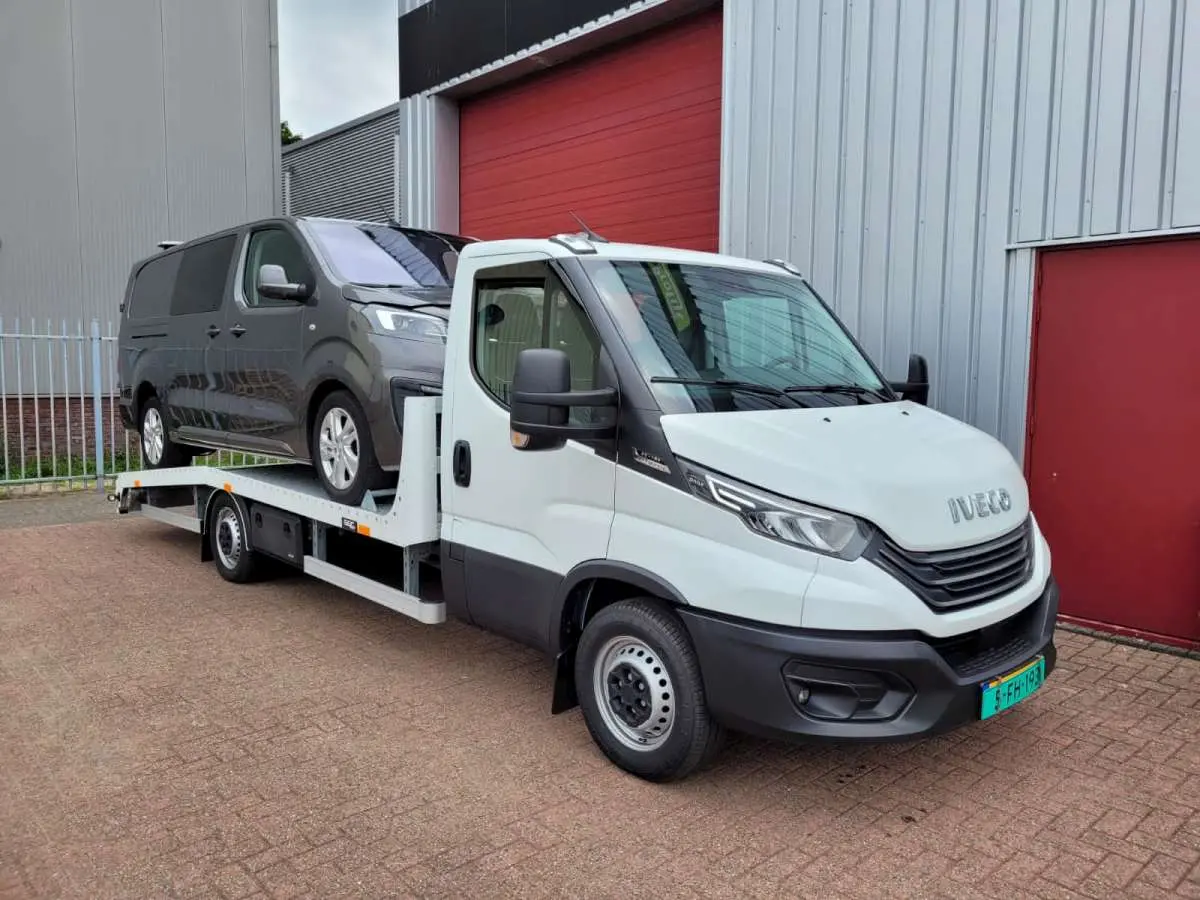 35S18HA8 3.0 Oprijwagen / Autotransporter Aut. Trekh./Lier Nieuw