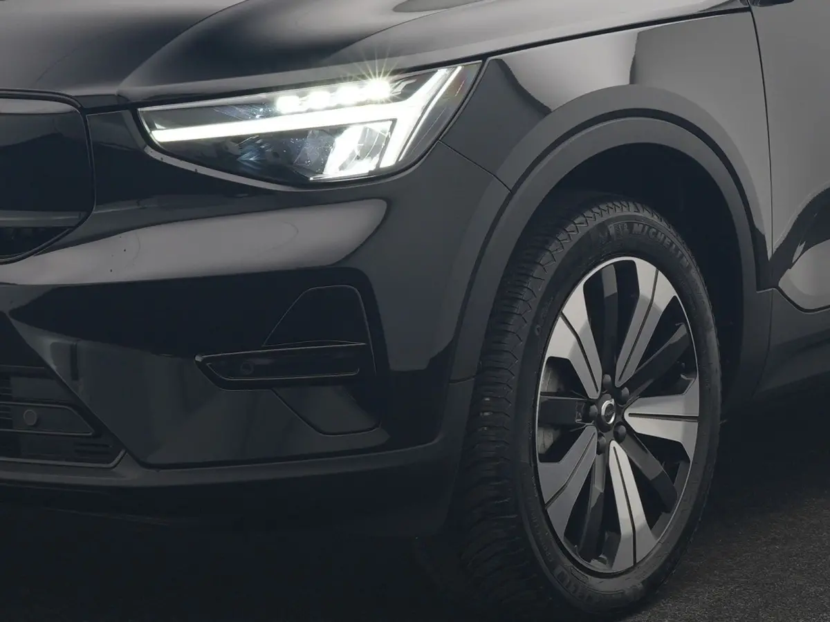 Recharge Twin Plus 78 kWh 408pk Dealer O.H. | Panodak | Adaptive Cruise | Camera | Alcantara Sportstoelen Verwarmd | Google Assistent | Keyless | Blis | Stuur Verwarmd | Warmtepomp | Apple C