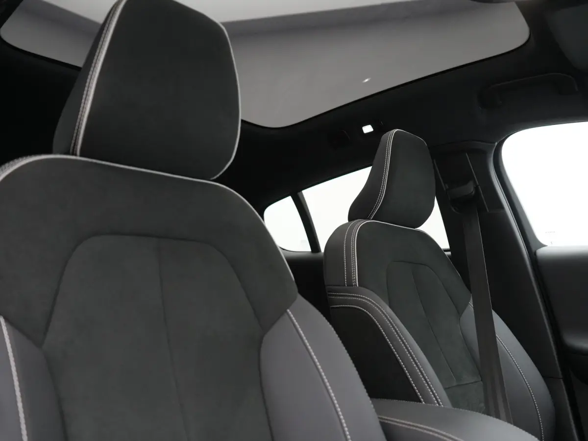 Recharge Twin Plus 78 kWh 408pk Dealer O.H. | Panodak | Adaptive Cruise | Camera | Alcantara Sportstoelen Verwarmd | Google Assistent | Keyless | Blis | Stuur Verwarmd | Warmtepomp | Apple C