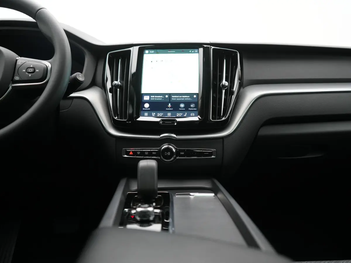 T6 AWD Inscription LONG RANGE PHEV 350pk Dealer O.H. | Panodak | Camera | Sportstoelen & Stuur Verwarmd | Google Assistent | Keyless | Apple Carplay | Virtual | Cruise Control | DAB | Plug I