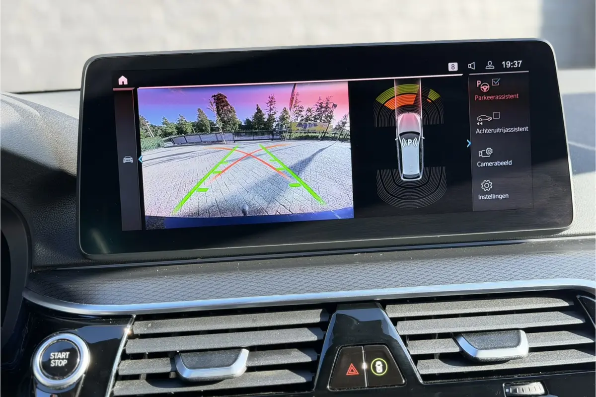 530e xDrive M-Sport | Panodak | Trekhaak | Comfort Leder | Comfort Access | Memory
