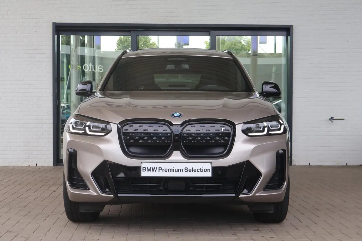 Executive 80 kWh | Harman Kardon | Panoramadak | M Sport | elektrisch verstelbare stoel(en) met geheugen
