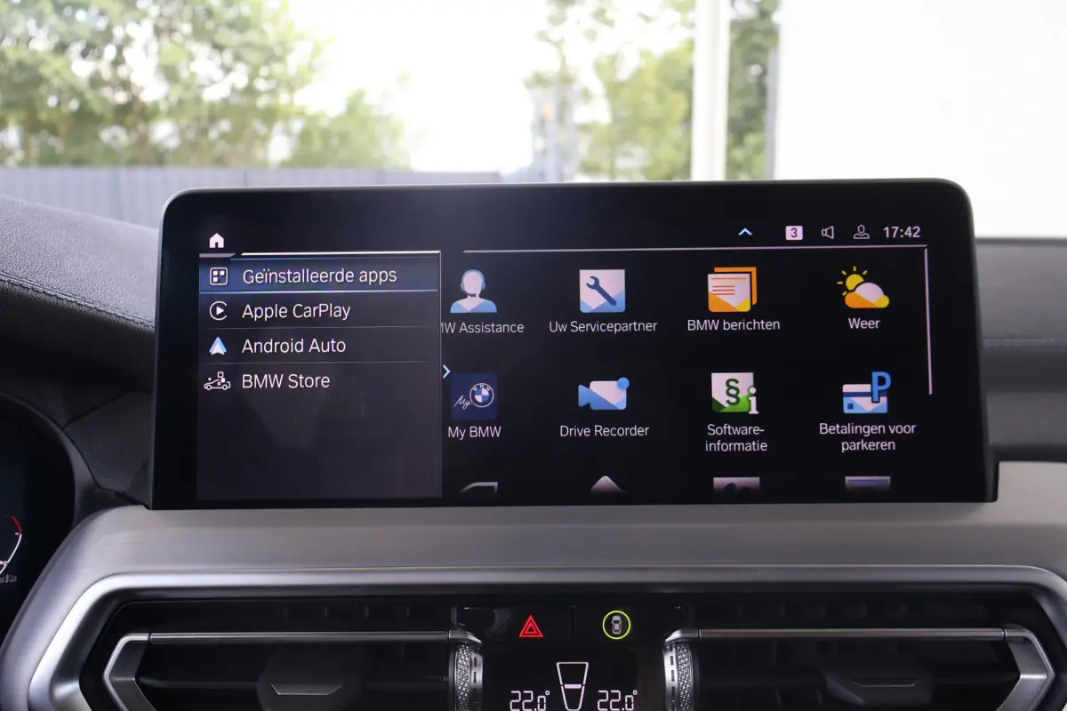 Executive 80 kWh | SOH 100% | Harman Kardon | Panoramadak | M Sport | elektrisch verstelbare stoel(en) met geheugen