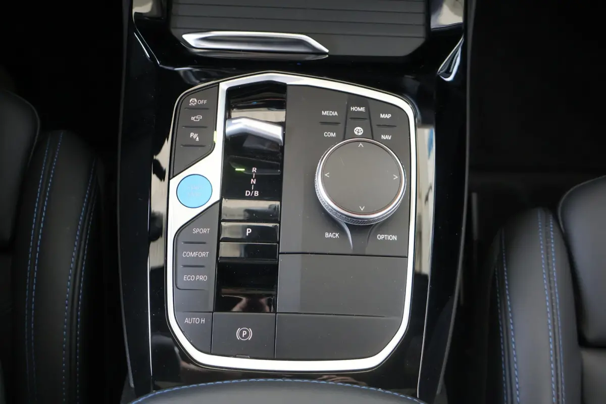 Executive 80 kWh | SOH 100% | Harman Kardon | Panoramadak | M Sport | elektrisch verstelbare stoel(en) met geheugen