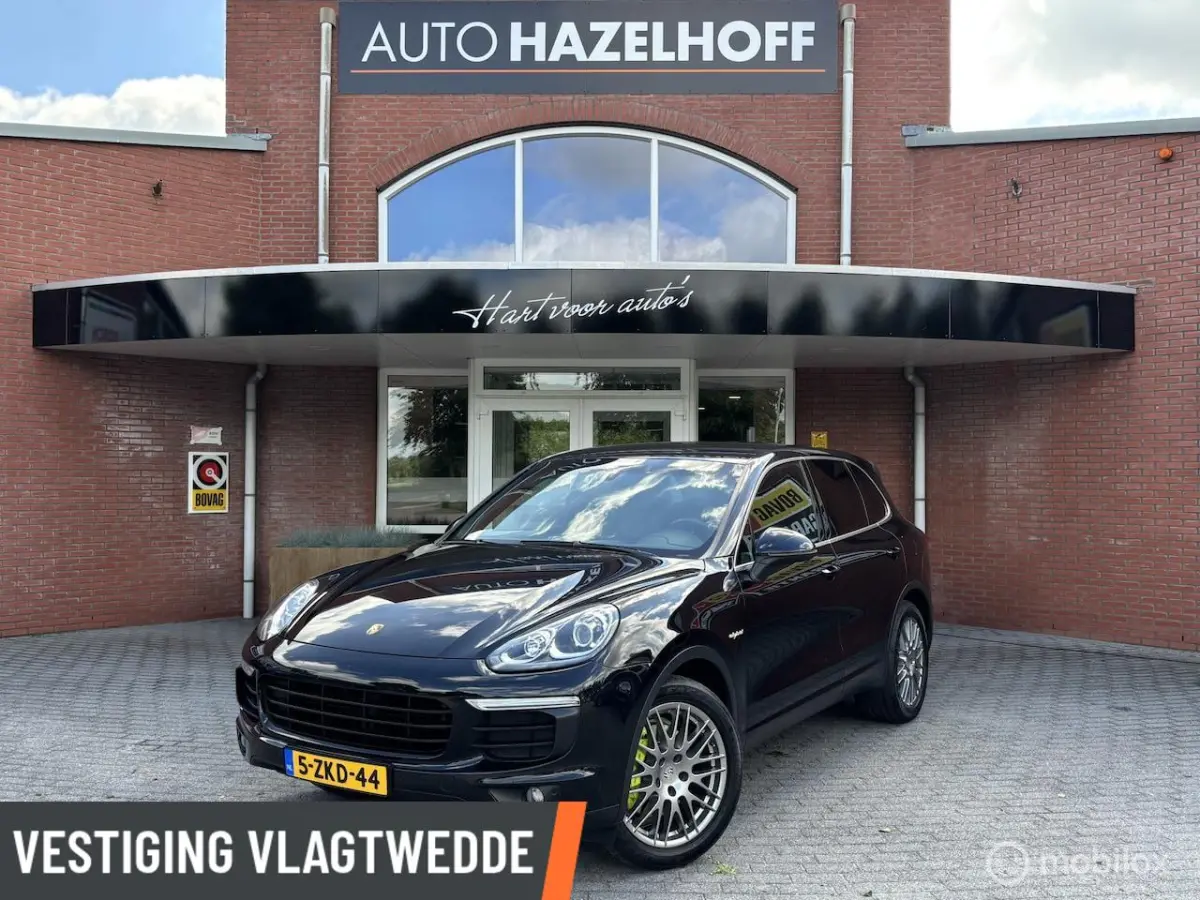 3.0 S E-Hybrid | Camera | Clima | Cruise | LM Velgen | Lederen bekleding | Memory chairs |