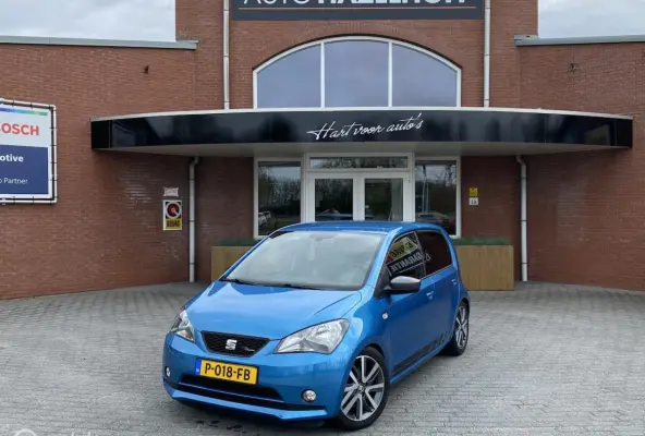 1.0 FR Intense 75pk met 67.477km | Stoelverwarming | Bluetooth | Airco | LM Velgen | PDC A