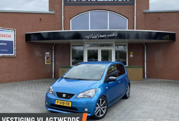 1.0 FR Intense 75pk met 67.477km | Stoelverwarming | Bluetooth | Airco | LM Velgen | PDC A