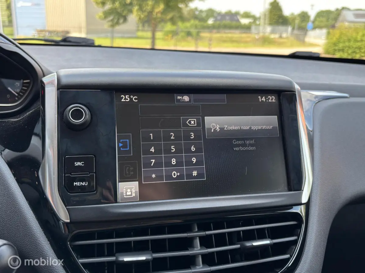 1.2 PureTech Active Automaat met maar 40.657km | PDC Achter | Navigatie | Cruise | Bluetoo