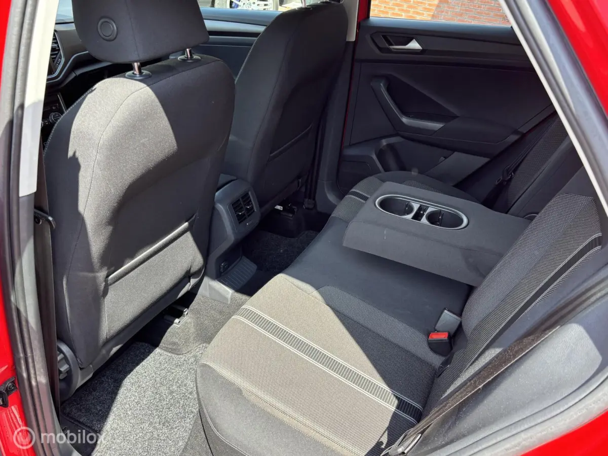1.0 TSI Style slechts 77.628km Nieuwstaat | PDC V+A | Navi | ACC | Apple Carplay/Android A