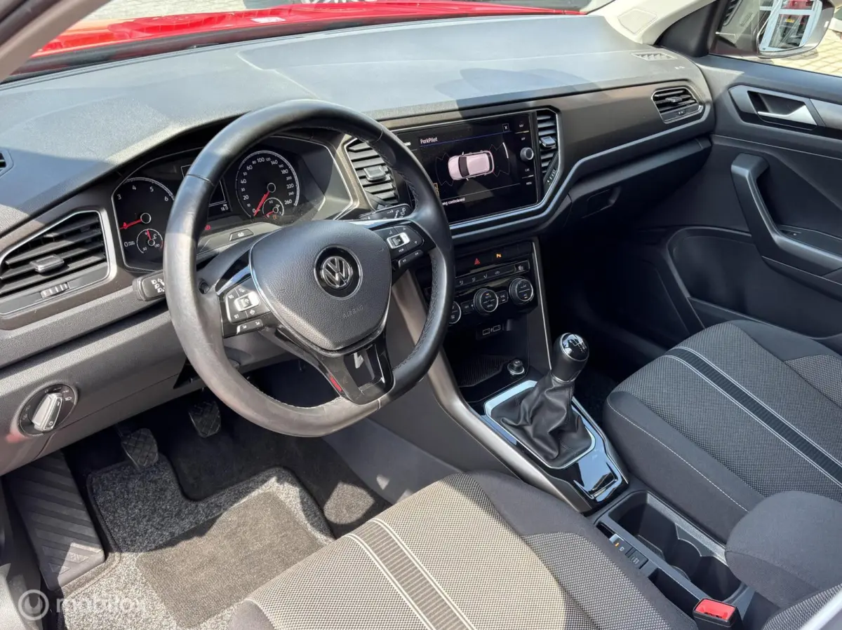 1.0 TSI Style slechts 77.628km Nieuwstaat | PDC V+A | Navi | ACC | Apple Carplay/Android A