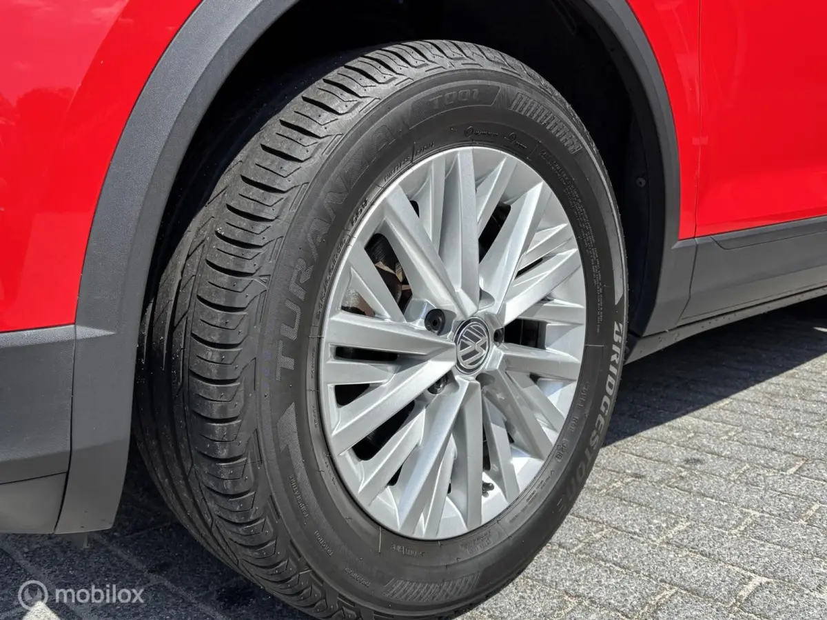 1.0 TSI Style slechts 77.628km Nieuwstaat | PDC V+A | Navi | ACC | Apple Carplay/Android A