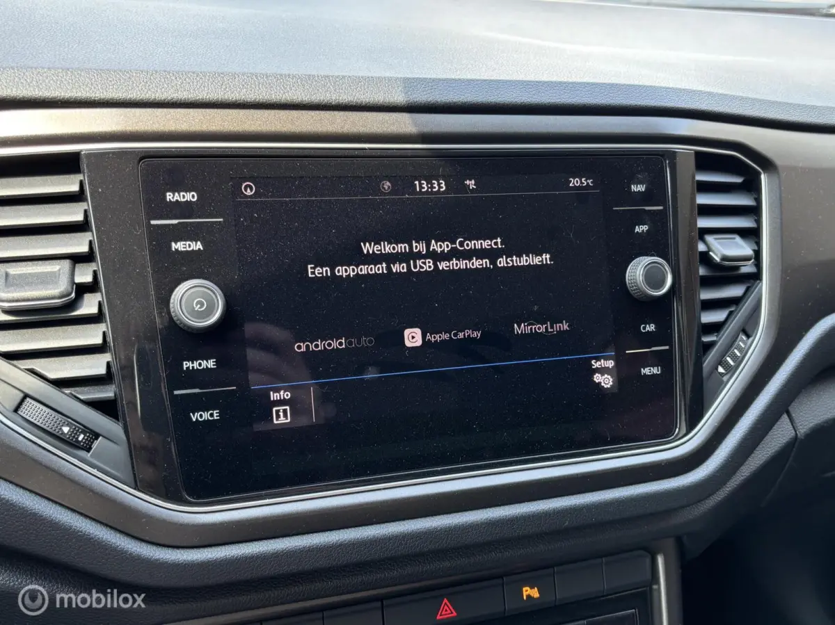 1.0 TSI Style slechts 77.628km Nieuwstaat | PDC V+A | Navi | ACC | Apple Carplay/Android A