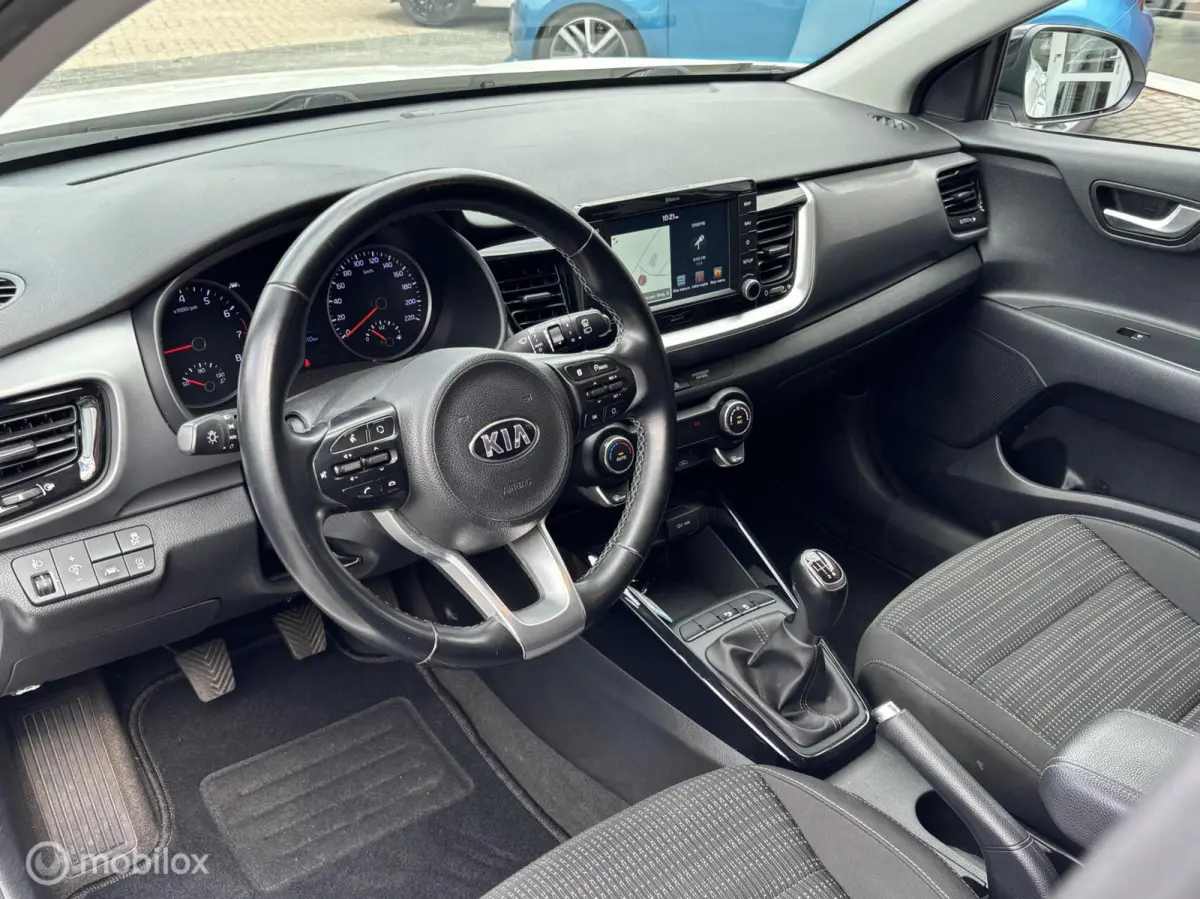 1.0 T-GDi DynamicPlusLine | Camera | Keyless | Navi | Cruise | Clima | Apple Carplay/Andro
