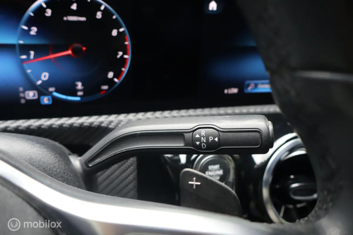 180 BusinessLine | Keyless | Carplay | Cam