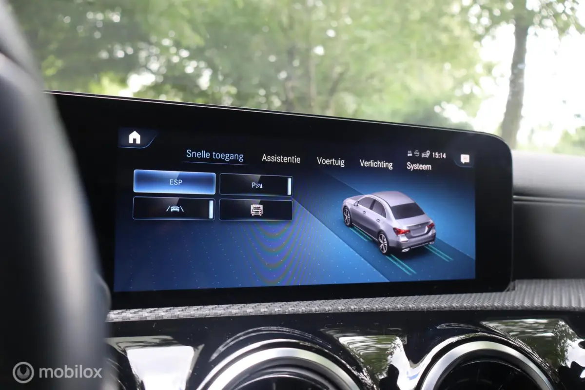 180 BusinessLine | Keyless | Carplay | Cam