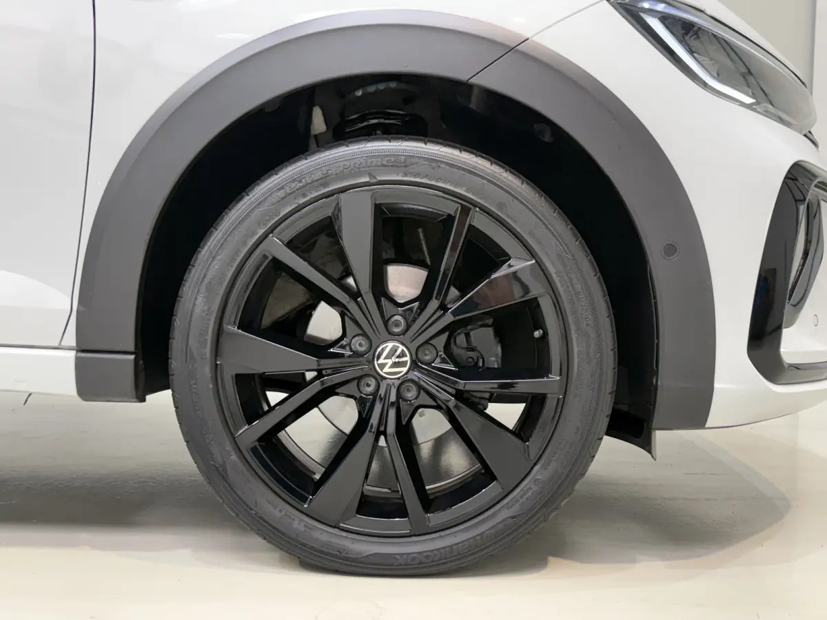 1.0TSI 110pk DSG R-Line | Pano dak