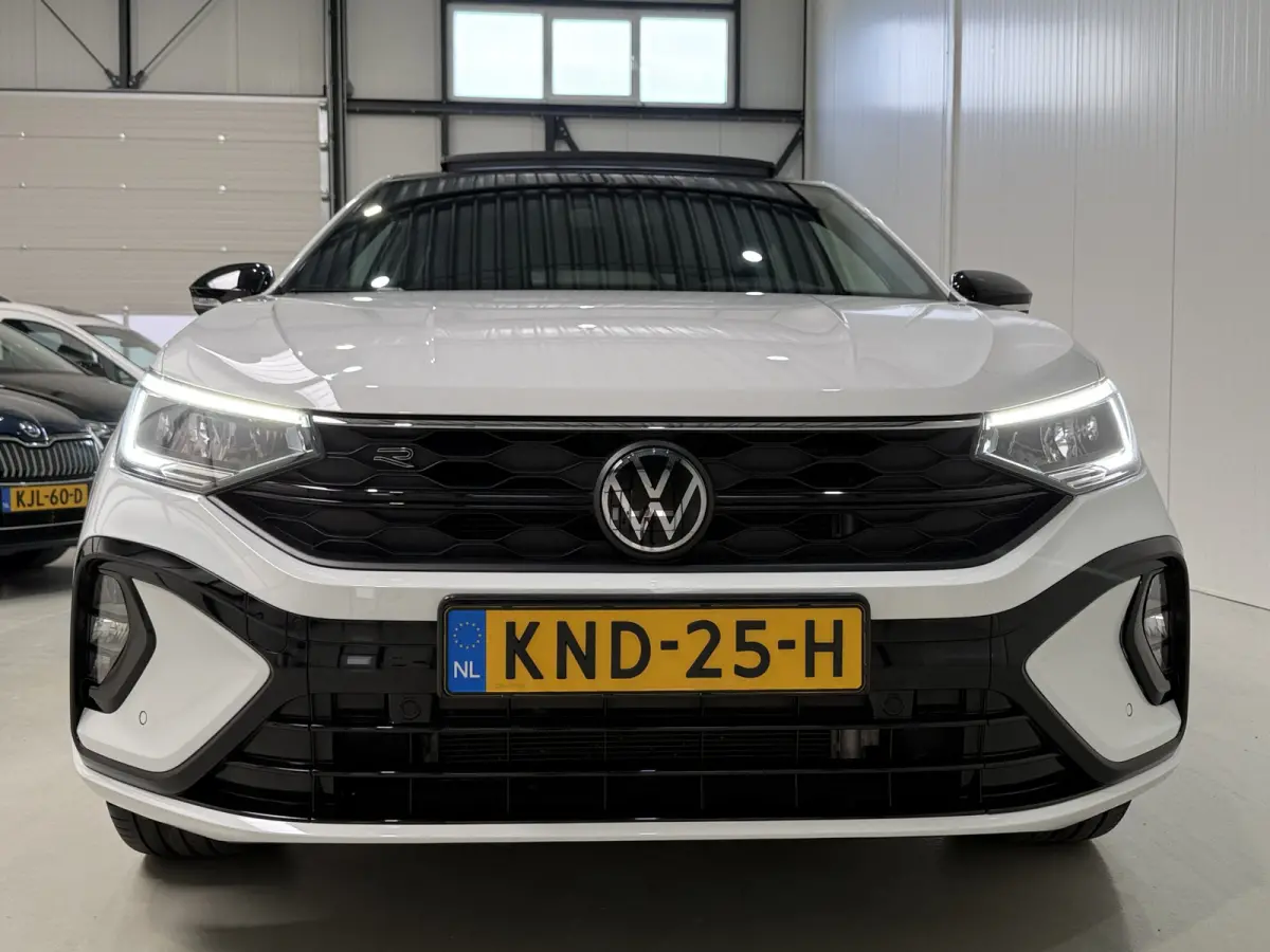 1.0TSI 110pk DSG R-Line | Pano dak