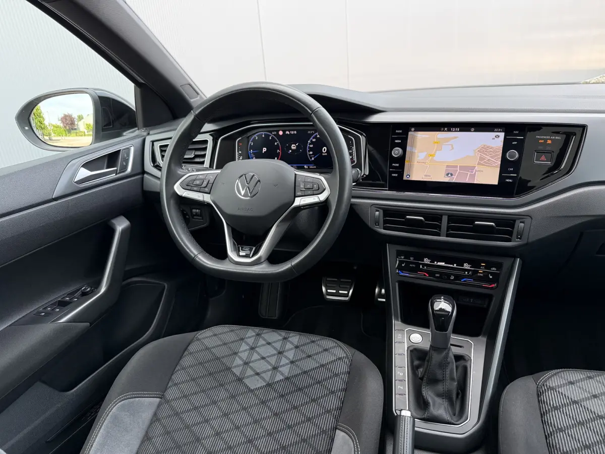 1.0TSI 110pk DSG R-Line | Pano dak