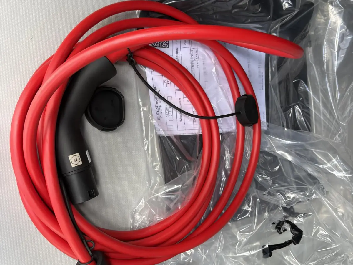 L3 75 kWh | STX Sport | Lederen bekleding | Spoilerpakket | 18 inch Lichtmetalen velgen | Dynamic NAV Pakket | Winterpakket | Comfort Pakket | betimmering | 2x schuifdeur | Mooiste bus van N
