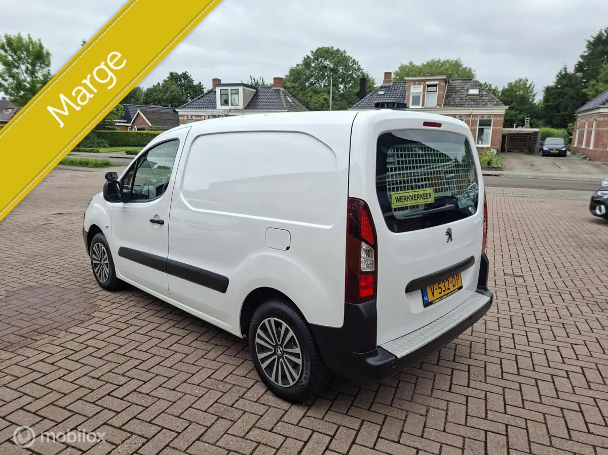 bestel 120 1.6 BlueHDi 100 L1 Premium Ex Kadaster