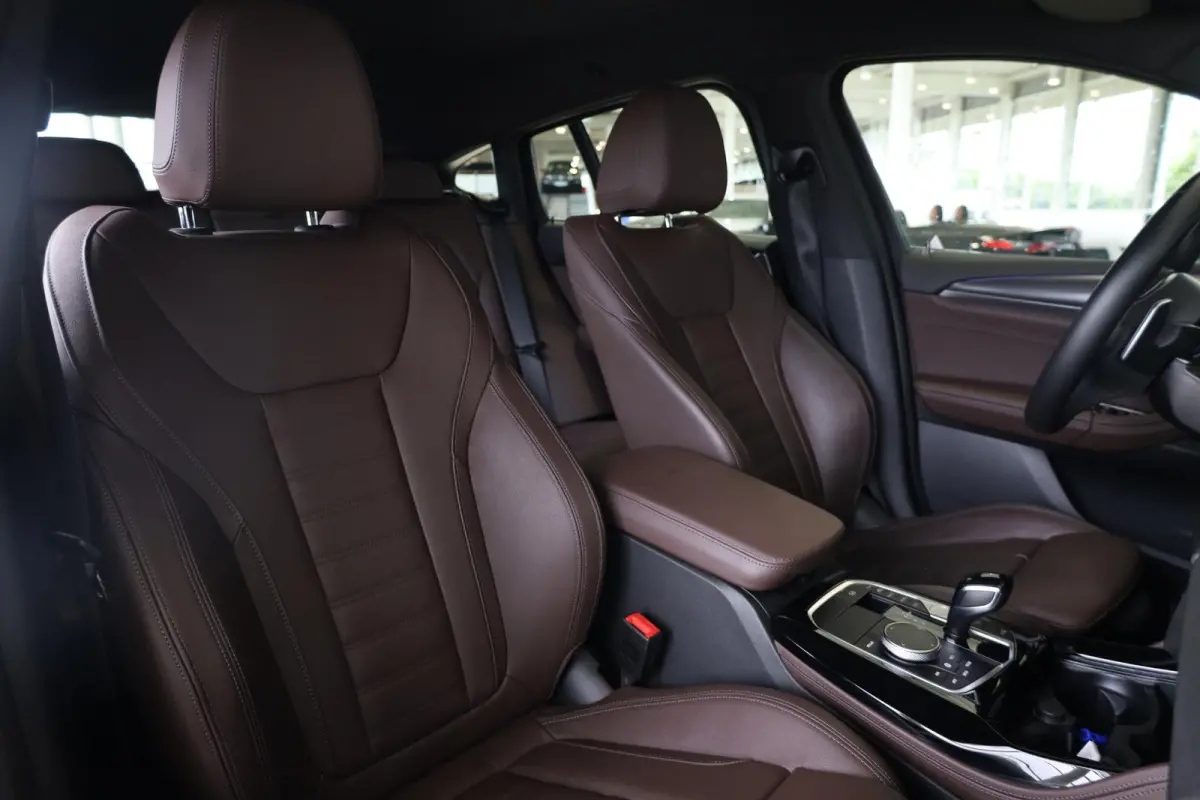 xDrive30i High Executive | M Sport | Head-Up Display | Trekhaak | Parkeersensoren | Achteruitrij Camera | Cruise Control