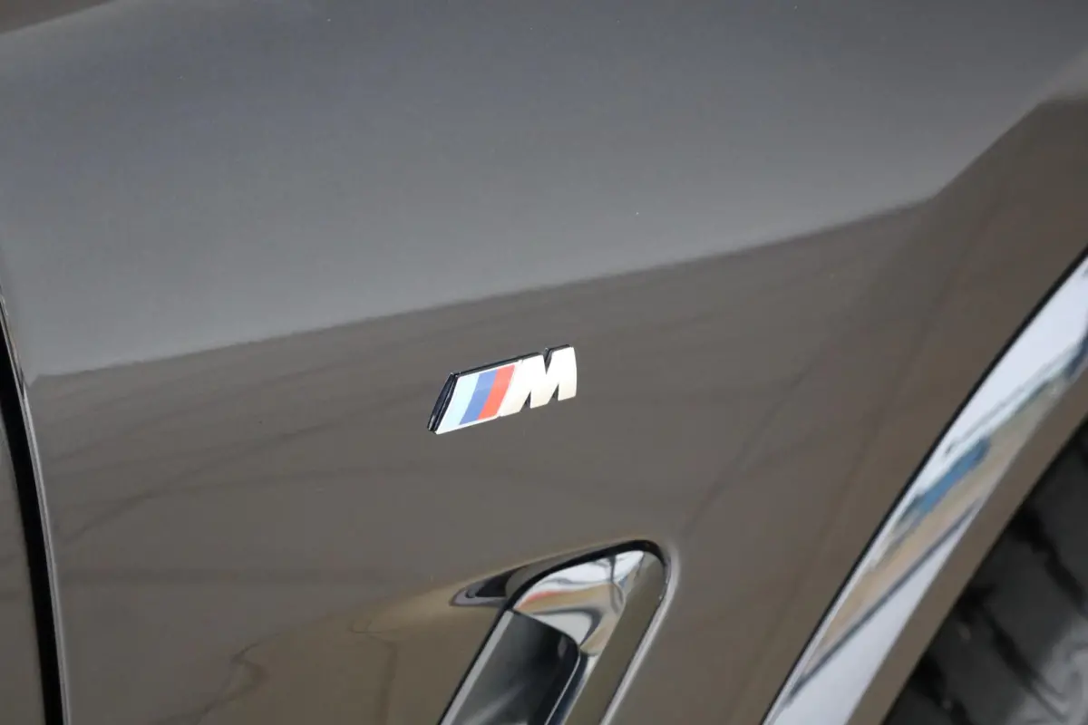 xDrive30i High Executive | M Sport | Head-Up Display | Trekhaak | Parkeersensoren | Achteruitrij Camera | Cruise Control
