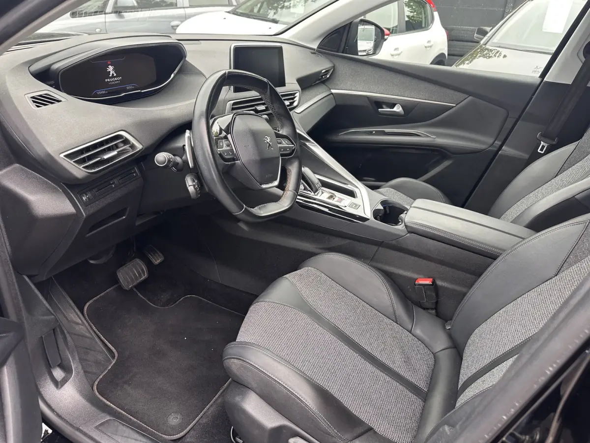1.6 PT Allure|Aut|181pk|Apple Android Carplay