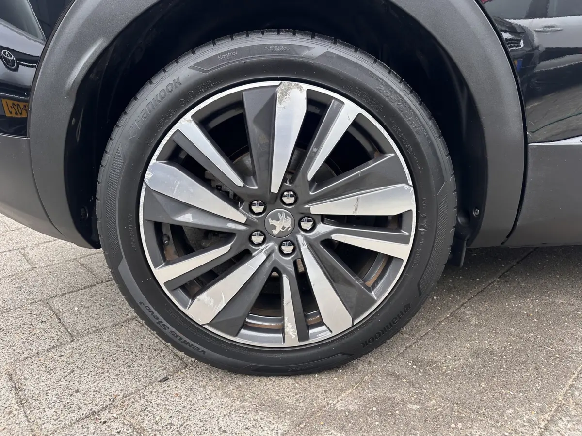 1.6 PT Allure|Aut|181pk|Apple Android Carplay