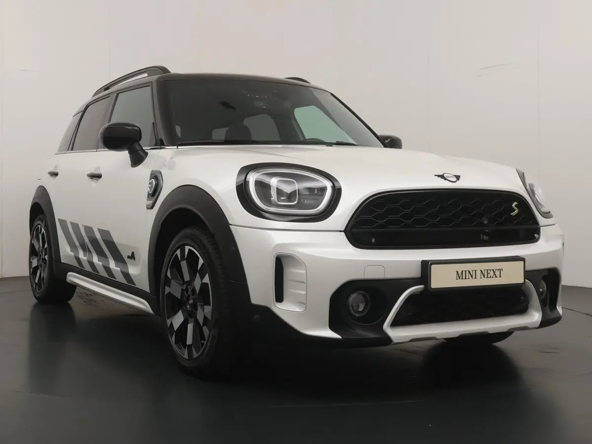 Cooper SE ALL4 Untamed Edition Panonoramadak | Harman Kardon | Elektrische stoelen | comfort access