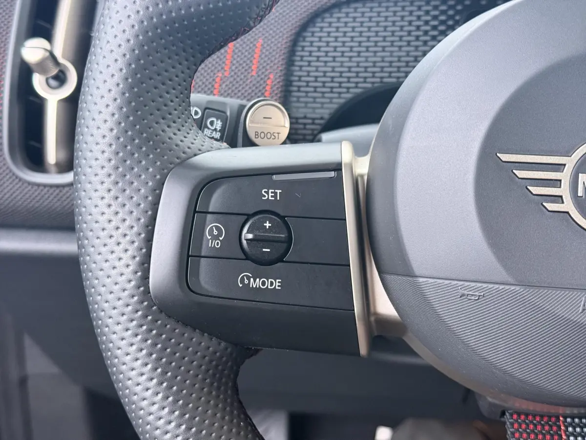 S ALL4 John Cooper Works Pakket XL | Harman/Kardon | Panoramadak | Stoel & Stuurverwarming | Comfort Acces | Driving Assistant Plus | Elektrische stoelen