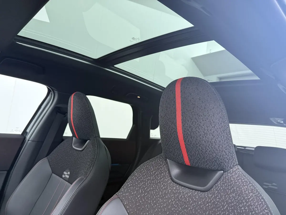 S ALL4 John Cooper Works Pakket XL | Harman/Kardon | Panoramadak | Stoel & Stuurverwarming | Comfort Acces | Driving Assistant Plus | Elektrische stoelen