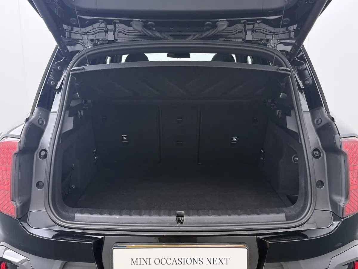 S ALL4 John Cooper Works Pakket XL | Harman/Kardon | Panoramadak | Stoel & Stuurverwarming | Comfort Acces | Driving Assistant Plus | Elektrische stoelen