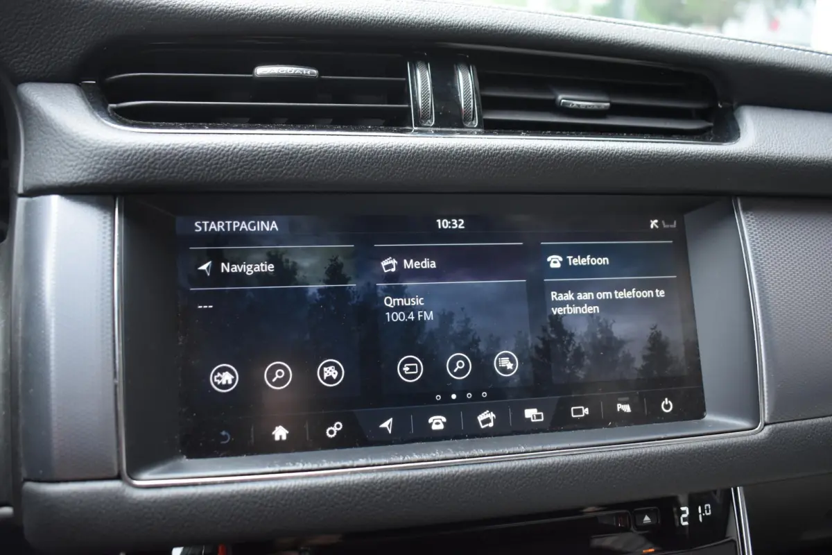 2.0d Portfolio leder xenon navi lmv