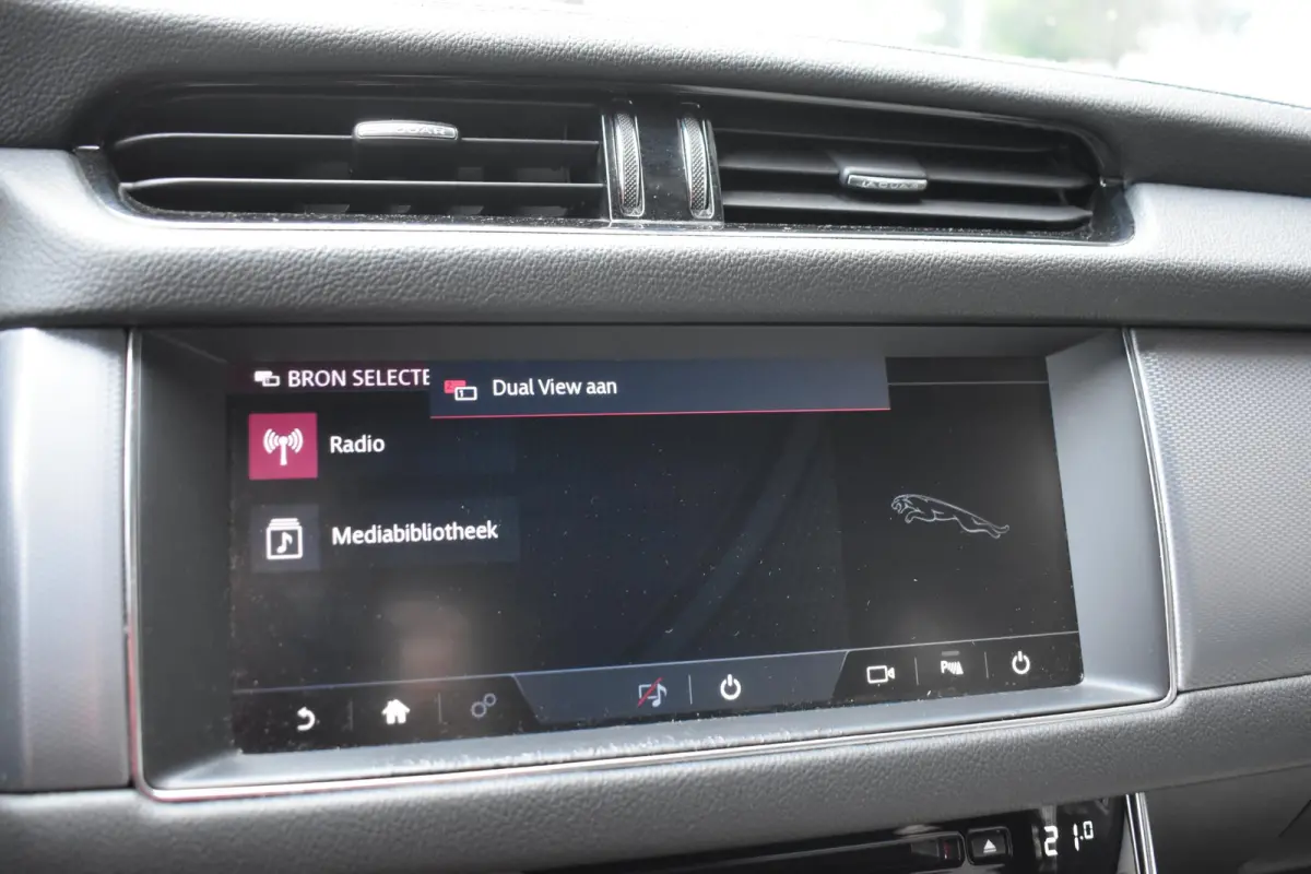 2.0d Portfolio leder xenon navi lmv