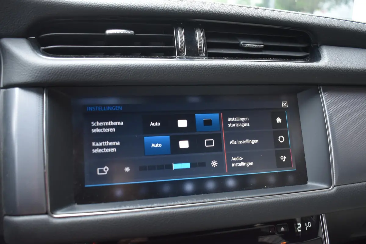 2.0d Portfolio leder xenon navi lmv