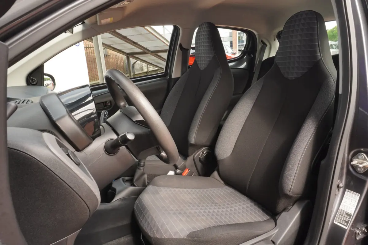 1.0 e-VTi Active / Bluetooth / DAB / 1EIG / Airco / APK 2028 !!