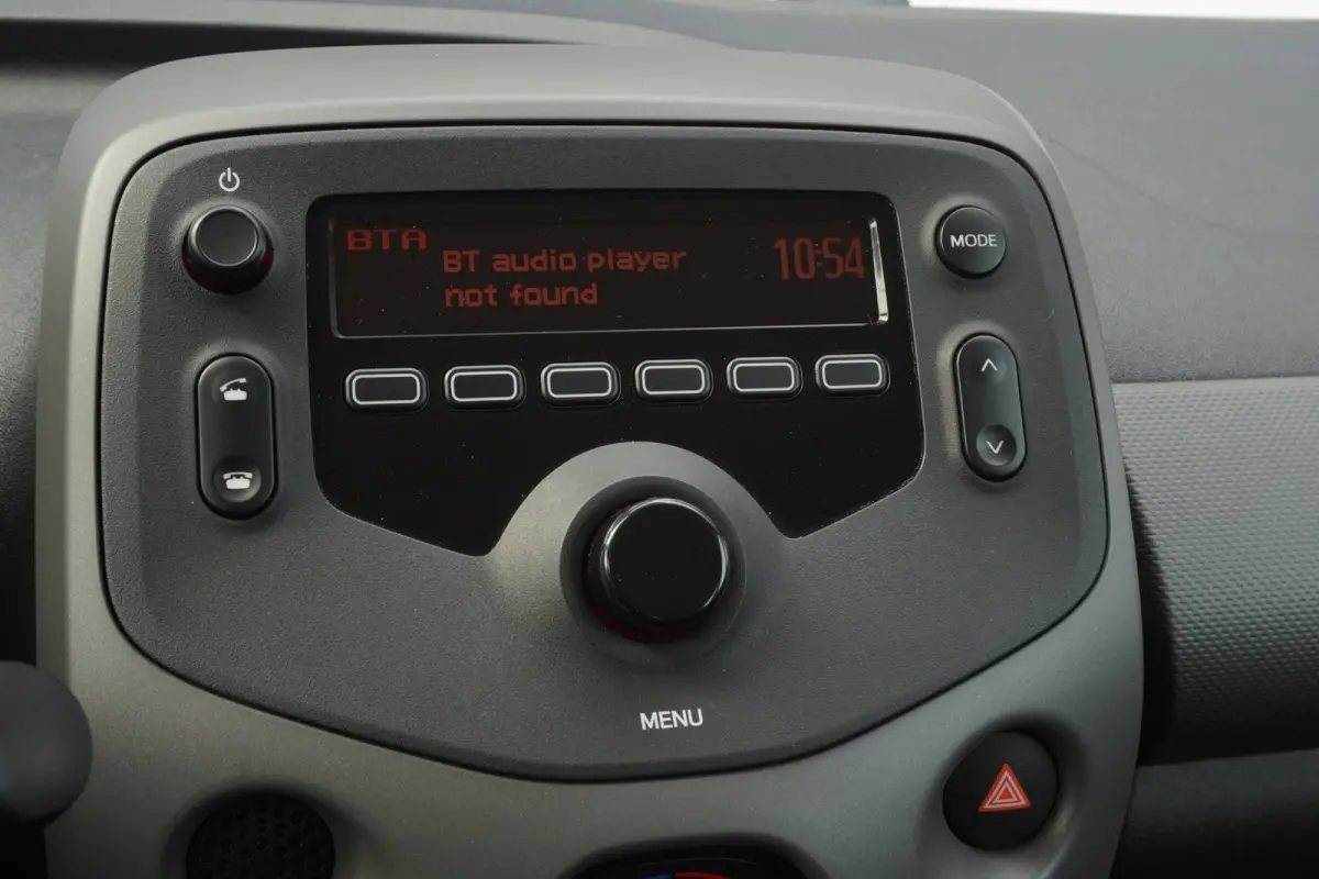 1.0 e-VTi Active / Bluetooth / DAB / 1EIG / Airco / APK 2028 !!