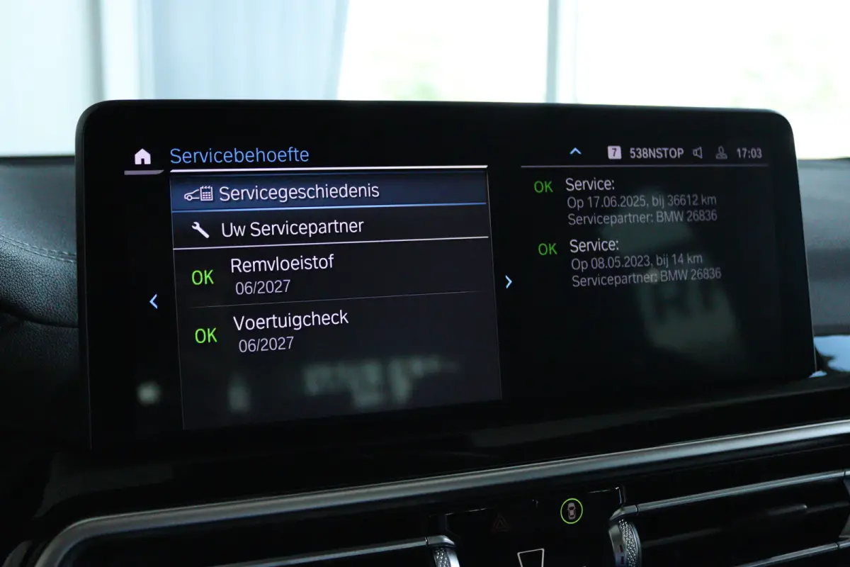 Executive 80 kWh M-Sport | SoH 99% | Adapt. Cruise | Schuifdak | Camera | Memory | Navi | Carplay | Elektr. klep