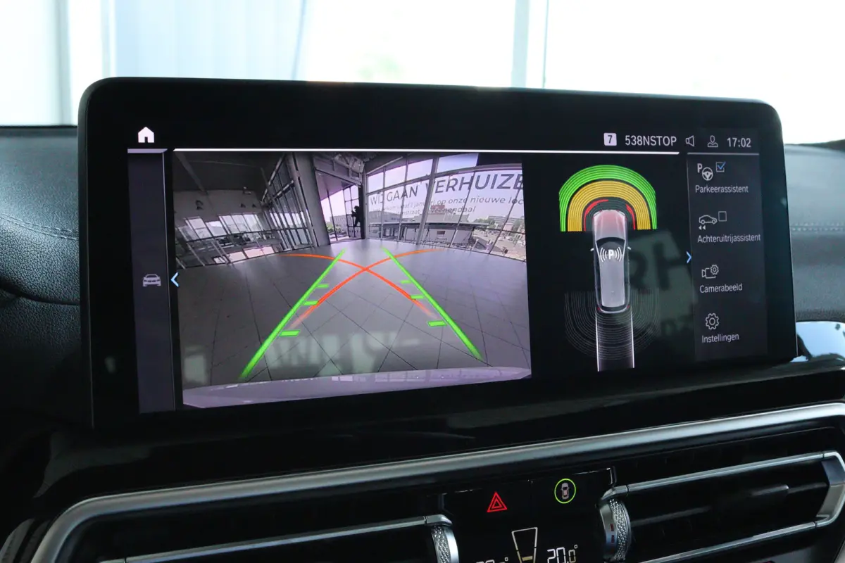 Executive 80 kWh M-Sport | SoH 99% | Adapt. Cruise | Schuifdak | Camera | Memory | Navi | Carplay | Elektr. klep