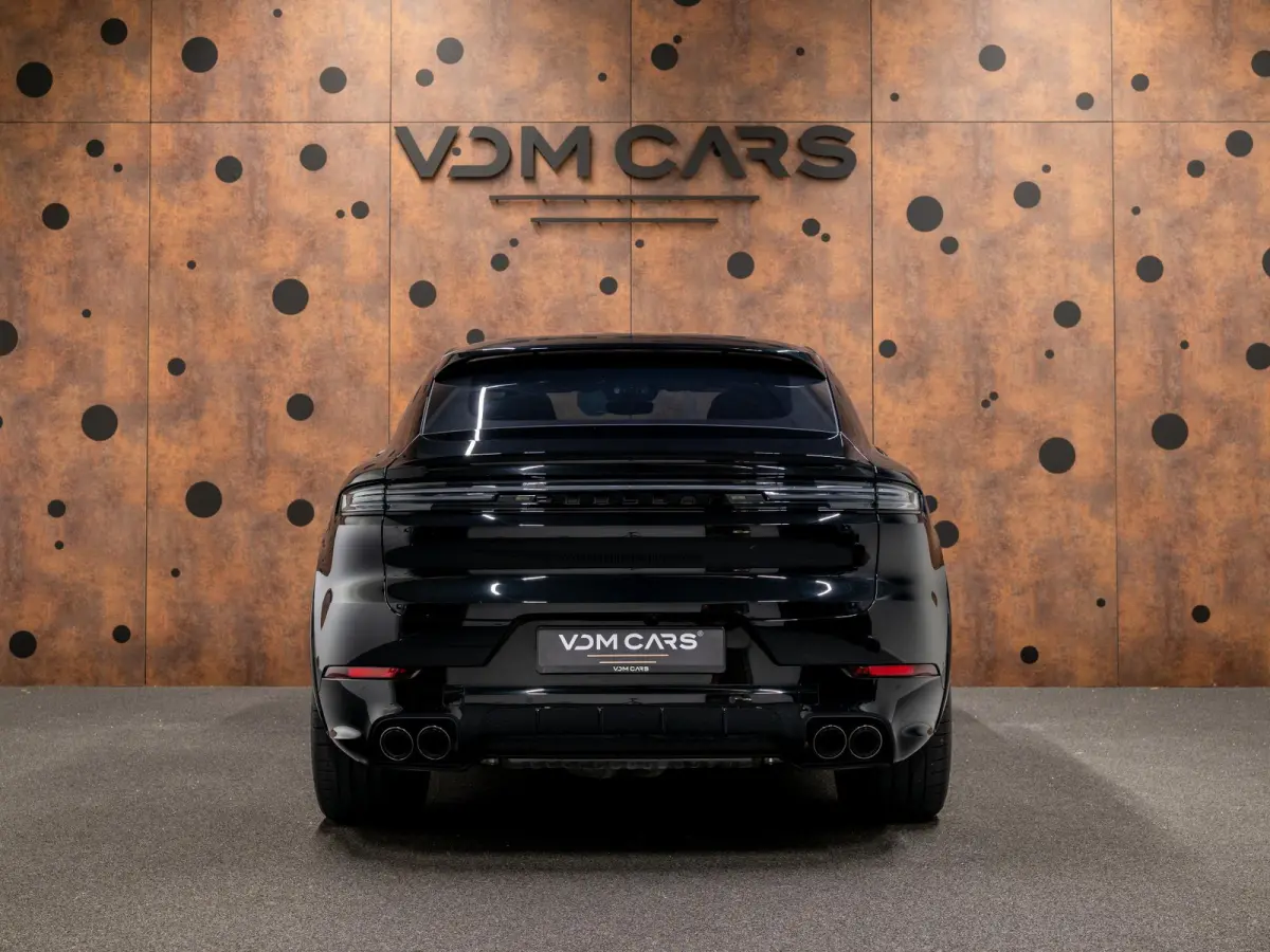 3.0 E-Hybrid Black Edition | SportDesign | Trekhaak | Achterasbest. | Sportuitlaat | HUD | Bijrijdersdisplay |