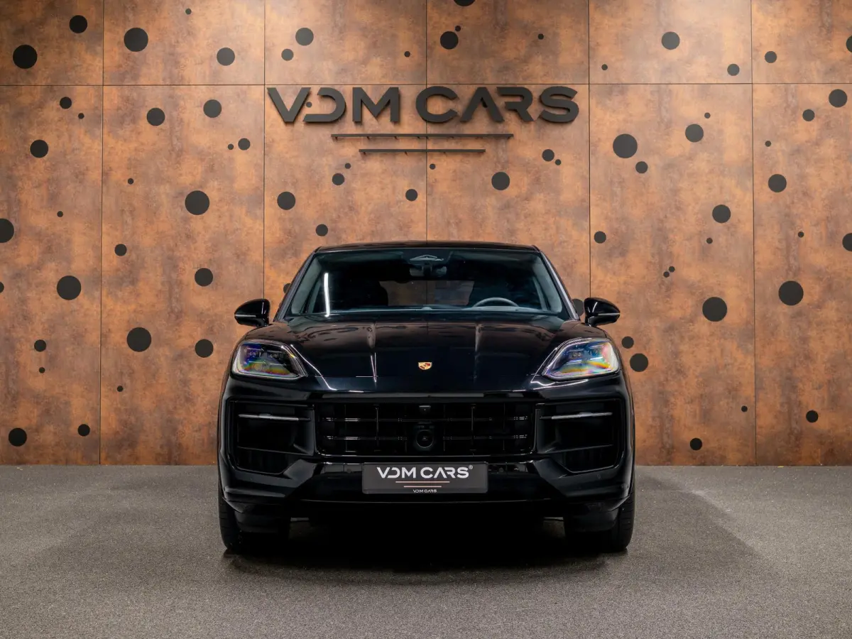3.0 E-Hybrid Black Edition | SportDesign | Trekhaak | Achterasbest. | Sportuitlaat | HUD | Bijrijdersdisplay |