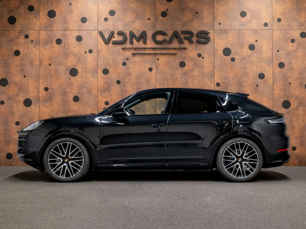 3.0 E-Hybrid Black Edition | SportDesign | Trekhaak | Achterasbest. | Sportuitlaat | HUD | Bijrijdersdisplay |