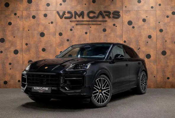 3.0 E-Hybrid Black Edition | SportDesign | Trekhaak | Achterasbest. | Sportuitlaat | HUD | Bijrijdersdisplay |