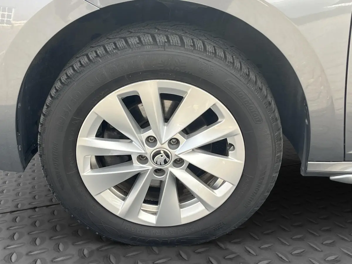 1.0 TSi DSG Style | CLIMA | STOELVERW. | CAMERA | EL. KLEP | ENZ...|